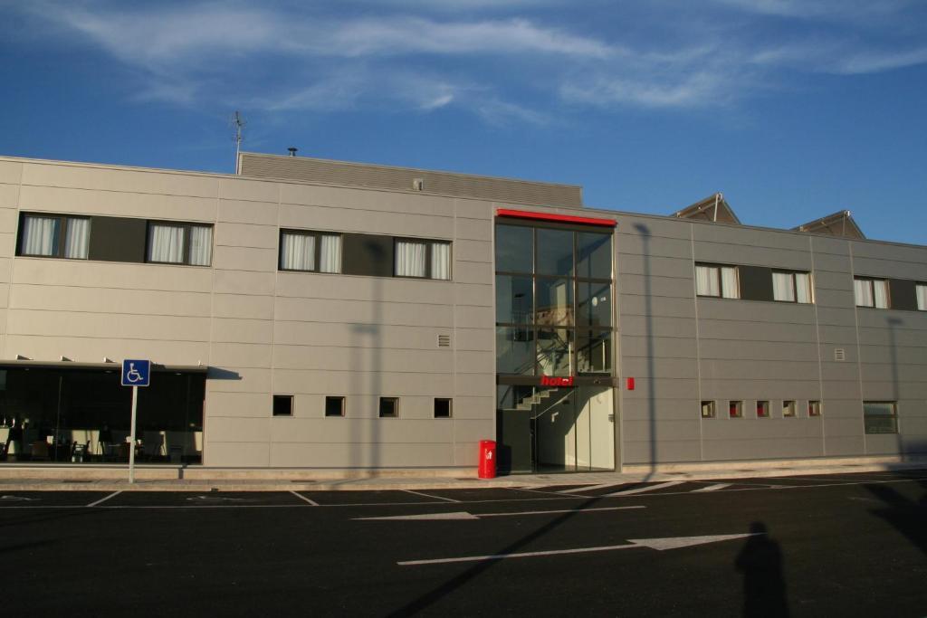 Hotel Abades Via Norte Miranda de Ebro Exterior photo
